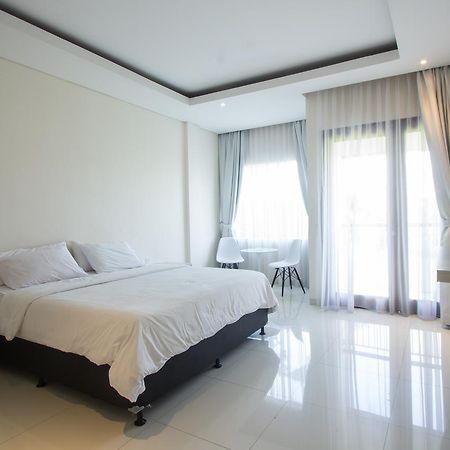 Soraya Apartment Seminyak Экстерьер фото
