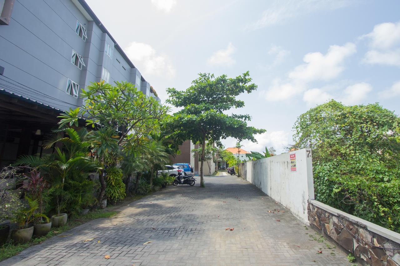 Soraya Apartment Seminyak Экстерьер фото
