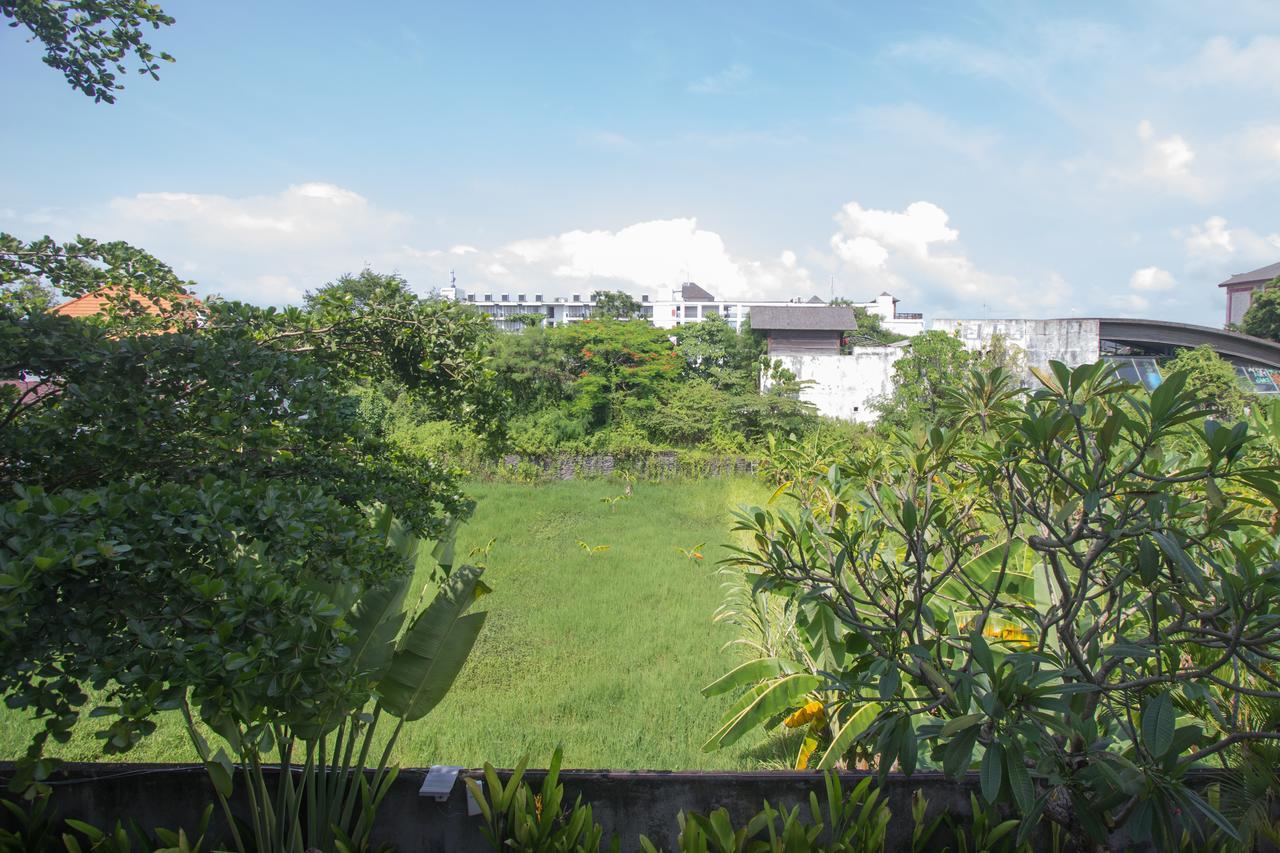 Soraya Apartment Seminyak Экстерьер фото